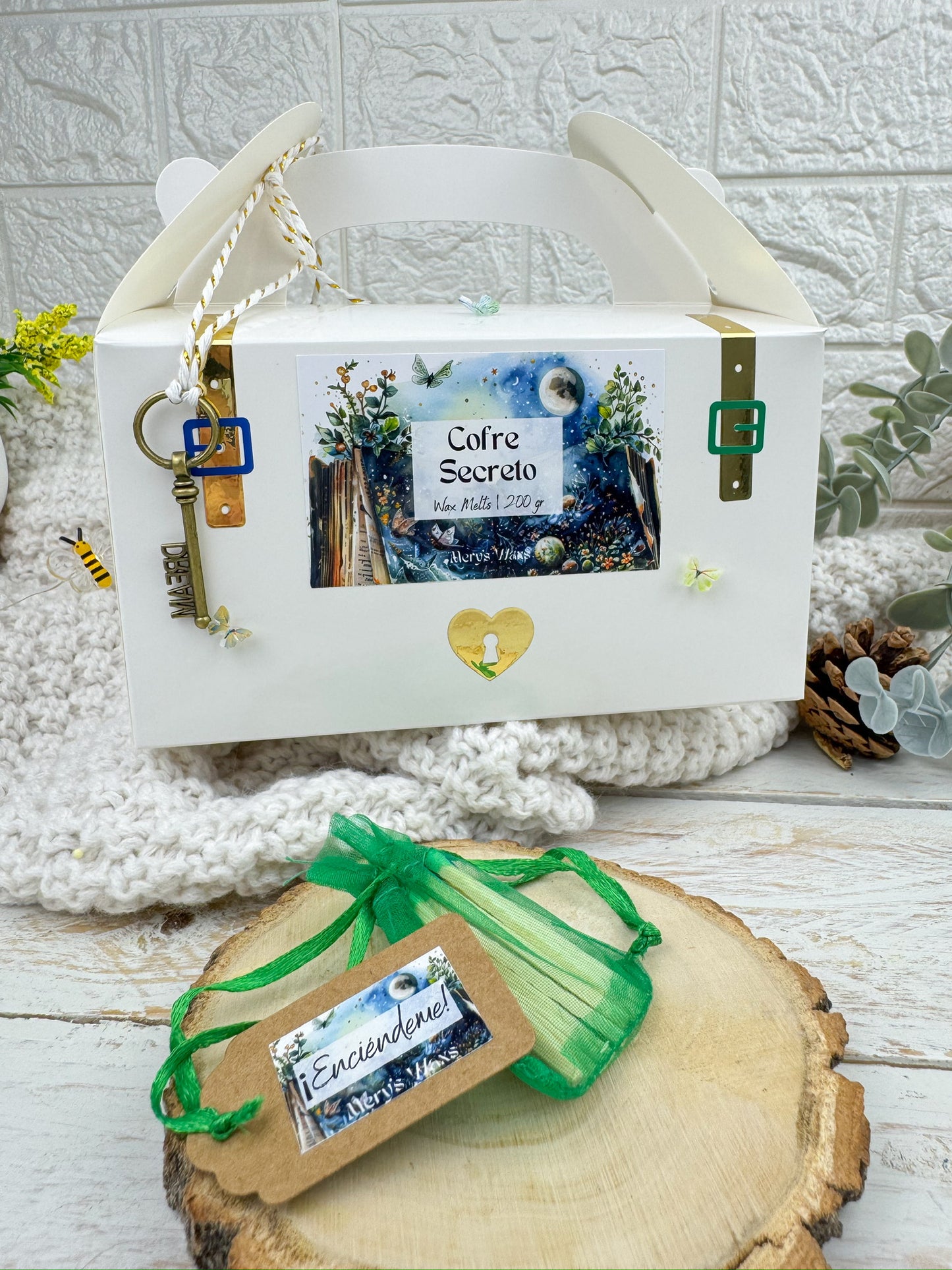 La Estantería Secreta | Cofre Secreto, 200gr de pura Magia Aromática (CONTIENE MÍNIMO 5 AROMAS)