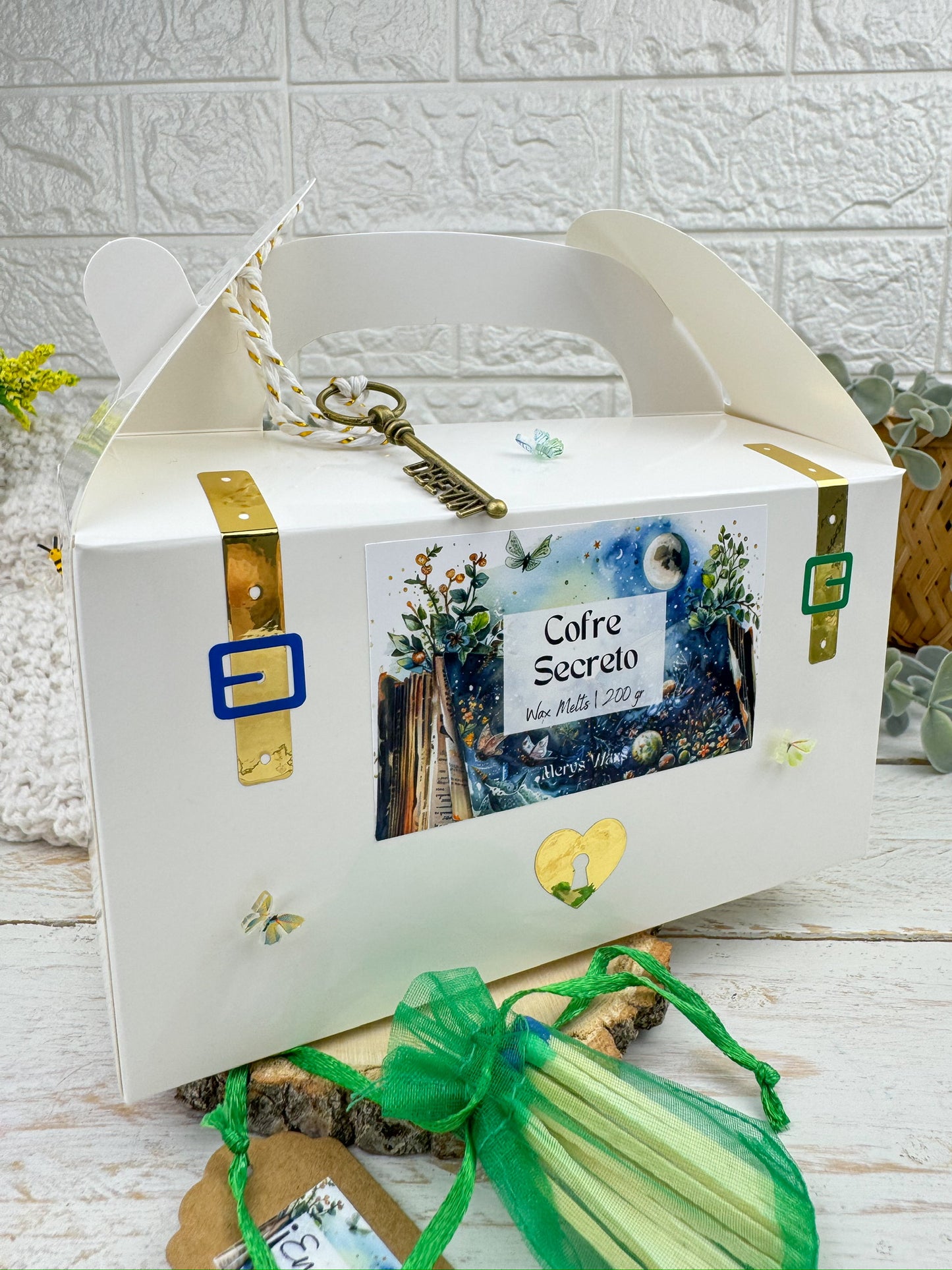 La Estantería Secreta | Cofre Secreto, 200gr de pura Magia Aromática (CONTIENE MÍNIMO 5 AROMAS)