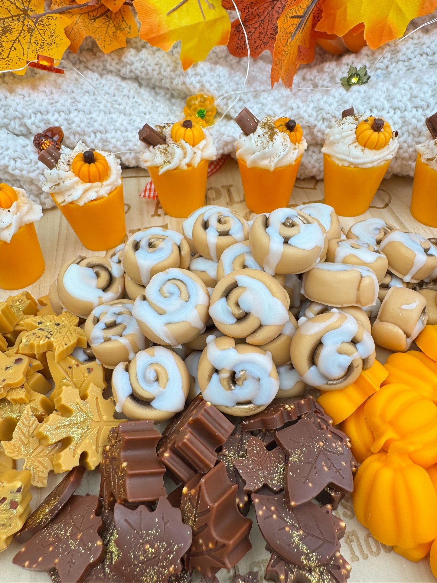 Wax Melts Cinnamon Rolls, please!